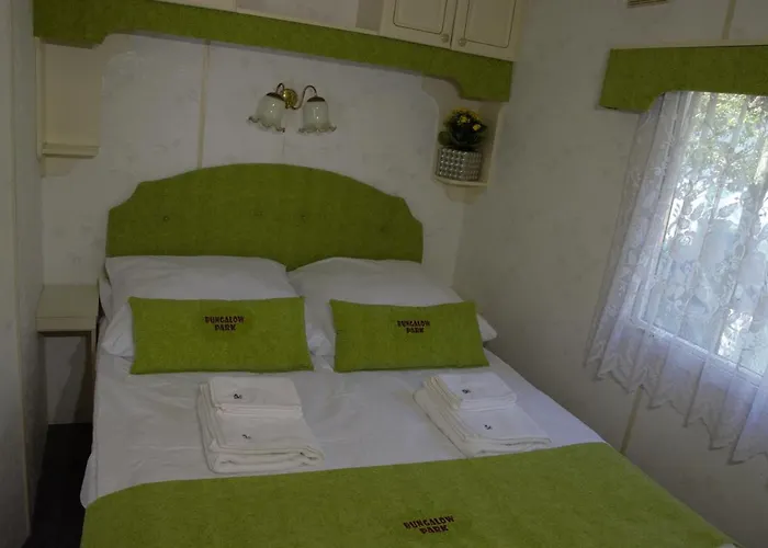 Park בית נופש זאטור